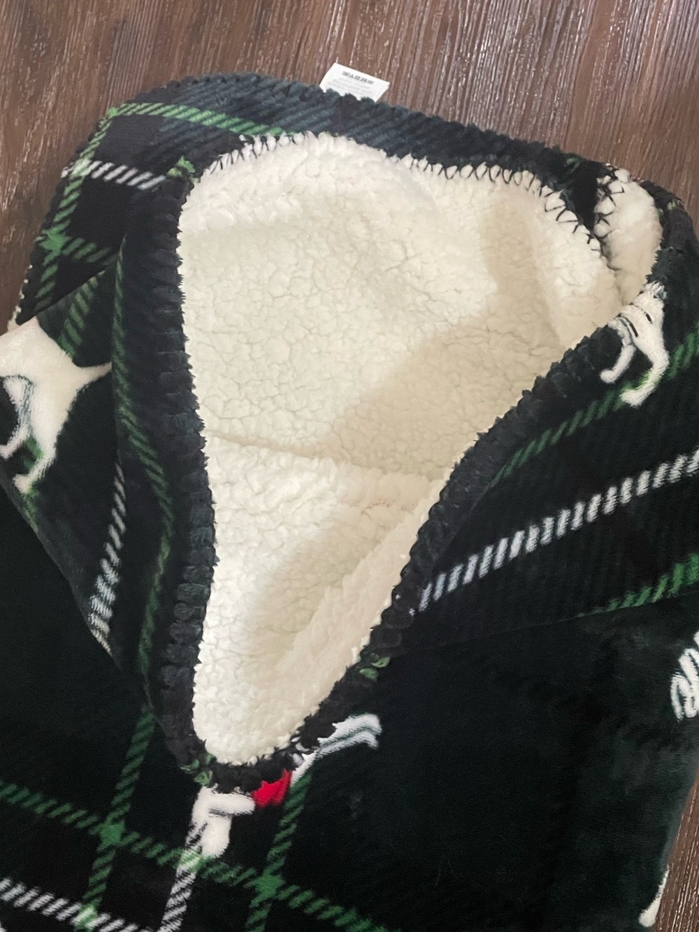 Victoria’s Secret Pink Christmas Dogs Throw Blanket Sherpa - Picture 3 of 3